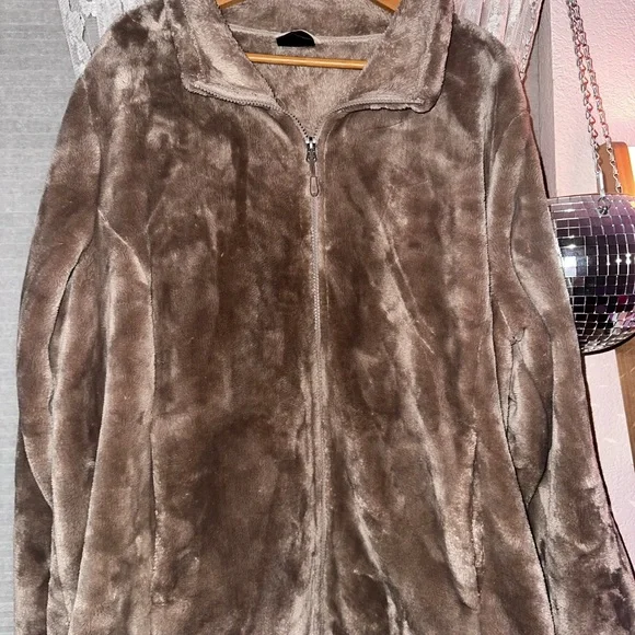 Jacket - Picture 2 of 4